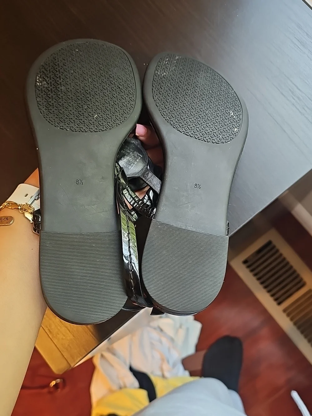 Tory Burch Flat  Sandals 8.5